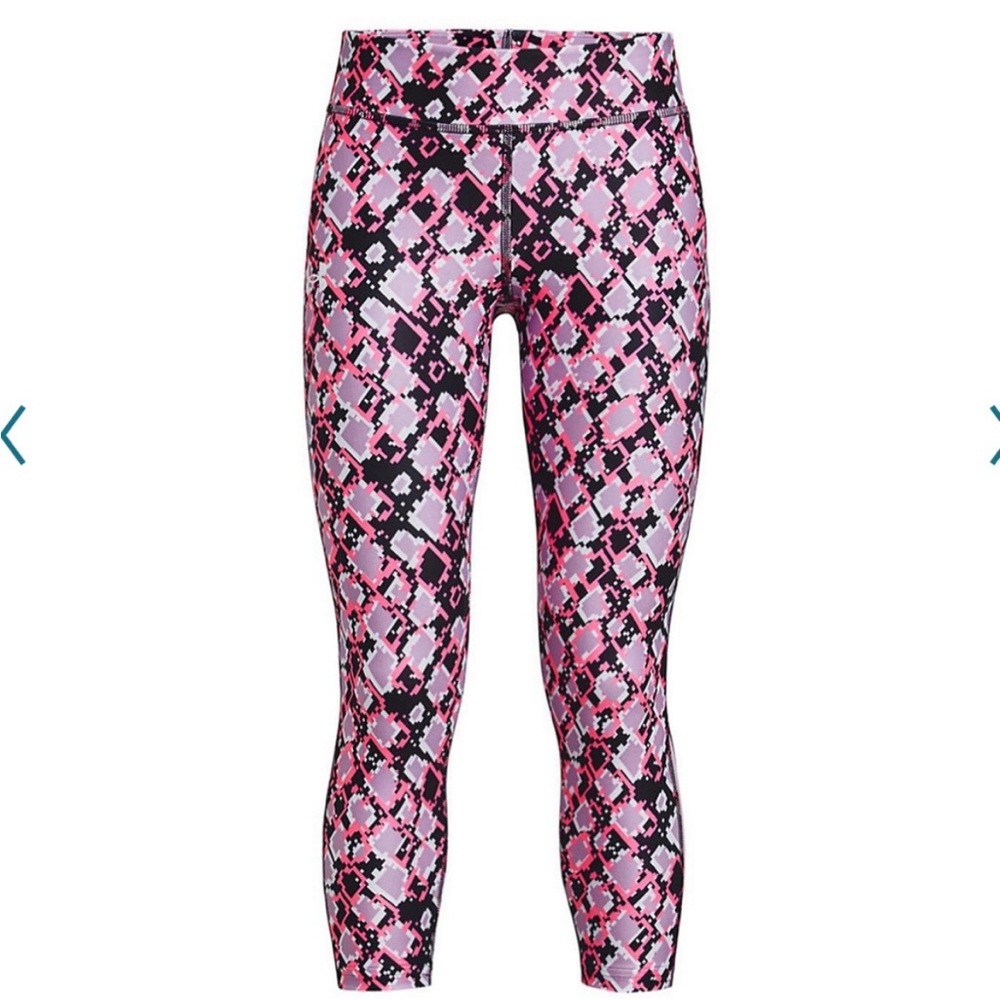 Under Armour fitted ankle crop leggings